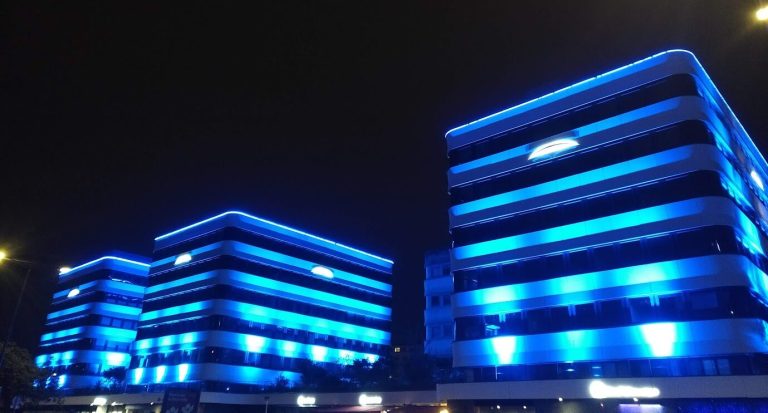 Philippe Briand : Le Baron de Tours et son Monopoly Urbain