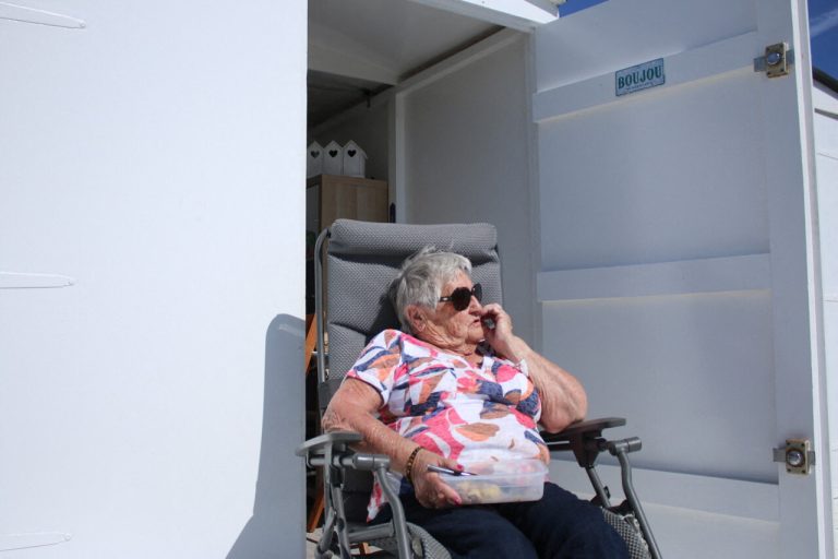 La plage du Havre : un décor de solitude sous le soleil