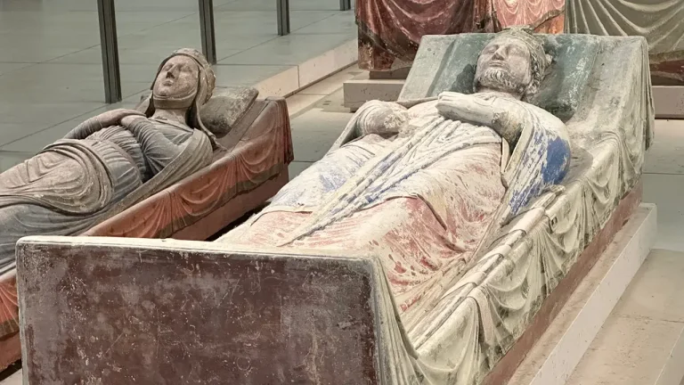 Jeanne d&rsquo;Angleterre : L’ombre d’une reine oubliée