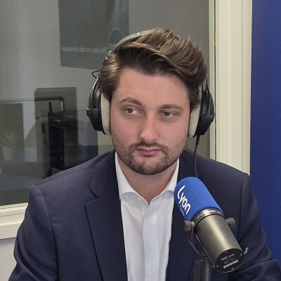 Jules GUILLEMOT : Maire "Divers Droite" de Saint Genis-Laval cover