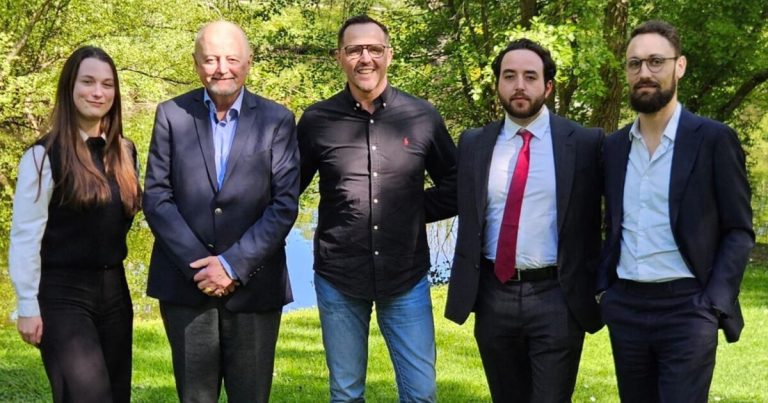 Koredge : Une Croissance Stratégique Après le Rachat de Digital December