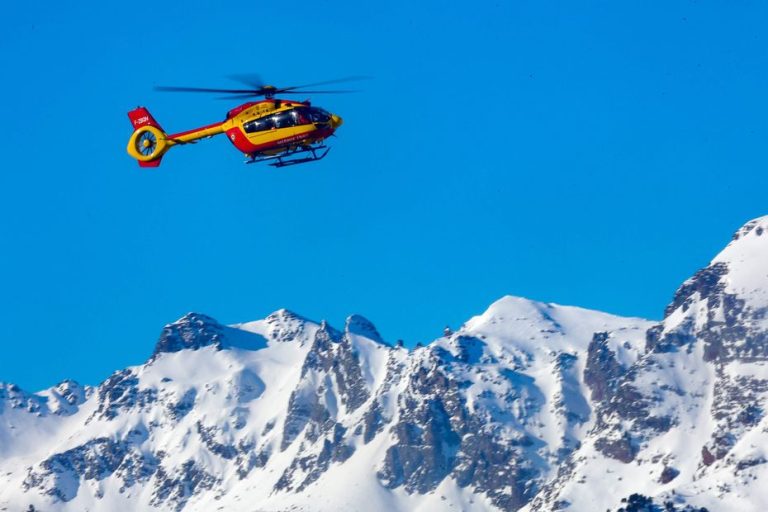 Quand la montagne devient un luxe : la fin de la gratuité des secours ?