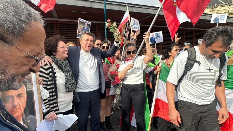 Nice : La Ville des Libertés… à Condition d’Être Iranien