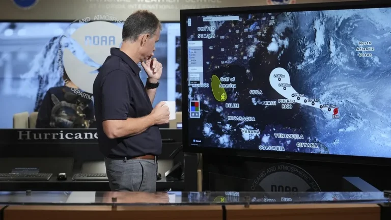 Cyclones et Impasses Budgétaires : Une Saison Sous Tension