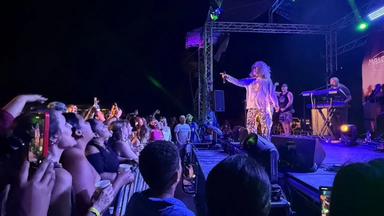 Pierpoljak à Rangiroa : Quand le reggae se heurte à l&rsquo;absurde des festivals