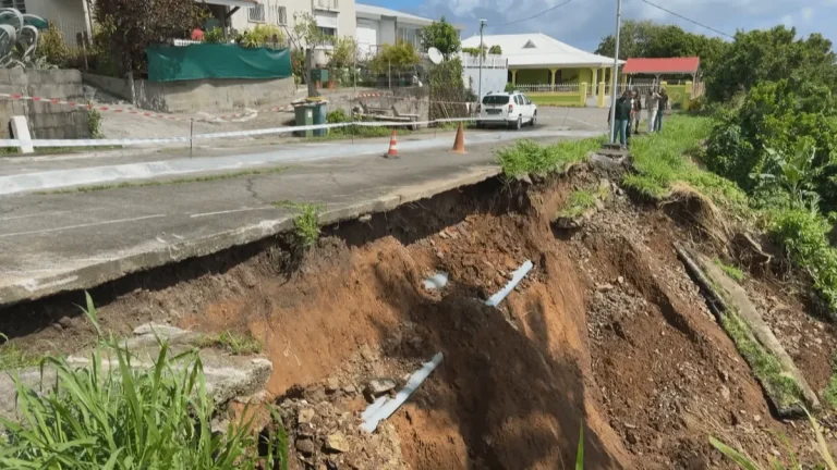 Marigot : Quand la terre s&rsquo;effondre et les promesses s&rsquo;évaporent