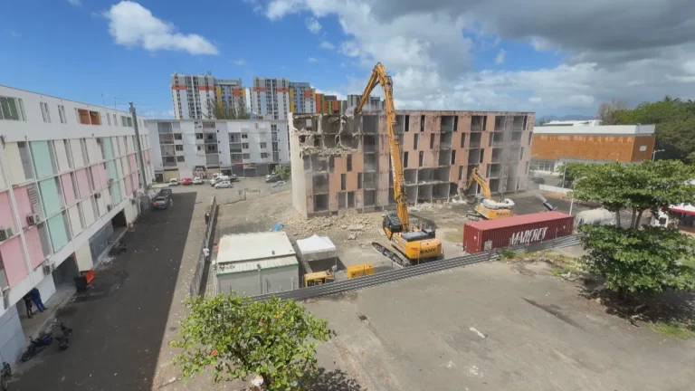 La démolition de la cité Henry IV : entre nostalgie et renouveau