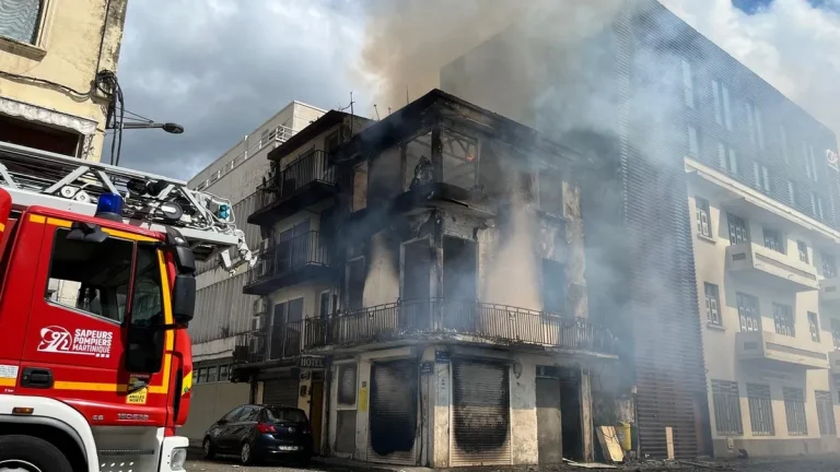 Incendie à Fort-de-France : Un drame humain et une enquête en cours