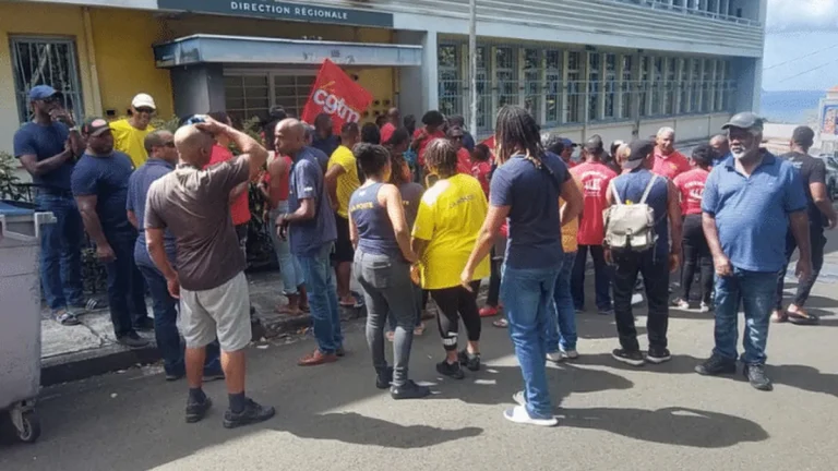Grève à la Poste : perturbations signalées dans plusieurs centres de tri en Martinique