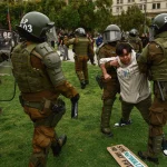 José Antonio Kast dégaine la tronçonneuse : quand le conservatisme s'attaque à la raison au Chili !