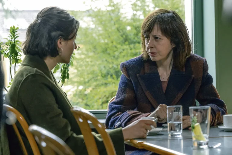 La série « Laura Stern » : une immersion troublante dans la violence faite aux femmes