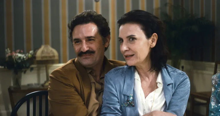 Le drame des vacances : entre surf et désillusion