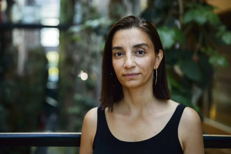 L&rsquo;eurodéputée Evin Incir intègre la notion de consentement dans le droit européen.