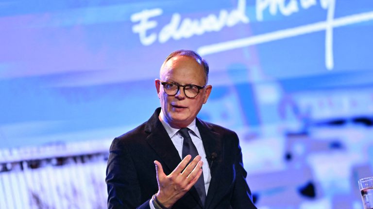 2027 : Quand les médias encensent Edouard Philippe, les villes RN sombrent dans l'absurde !