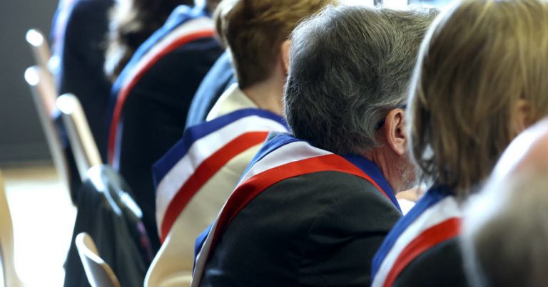 Mandat des nouveaux maires : un an de plus pour mieux nous manipuler ?