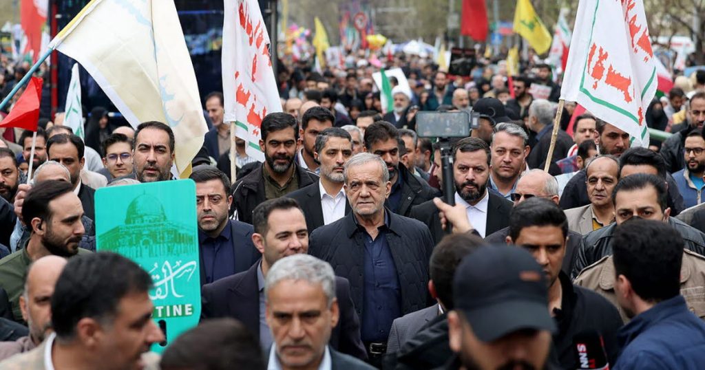 En direct : Le président Pezeshkian déclare que 14 millions d'Iraniens prêts à se sacrifier, mais où sont les dirigeants conservateurs face à cette absurdité ?