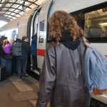 Jeunesse : 40 000 transports gratuits de l'UE, mais les maires RN préfèrent les barrages absurdes !