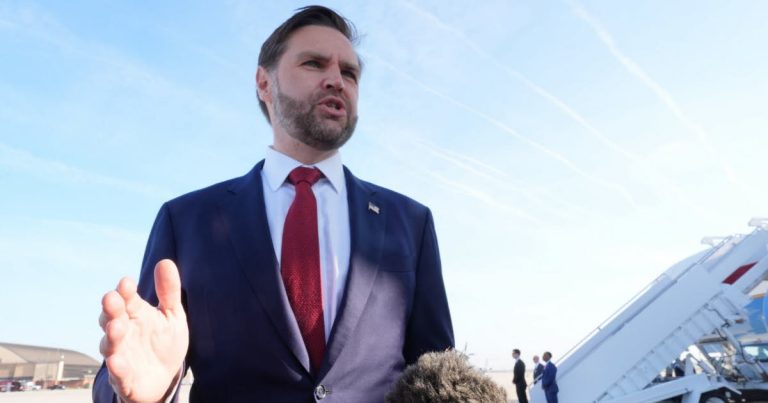 En direct : JD Vance s'envole pour le Pakistan pendant que les villes RN sombrent dans l'absurde !