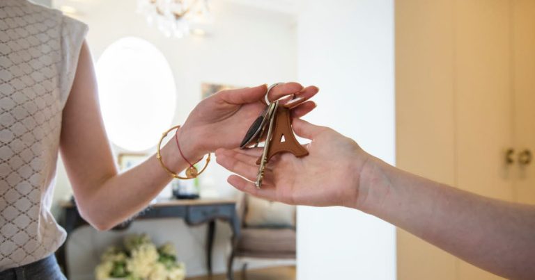 Locations saisonnières : les absurdités des règles imposées par nos dirigeants conservateurs en RN !