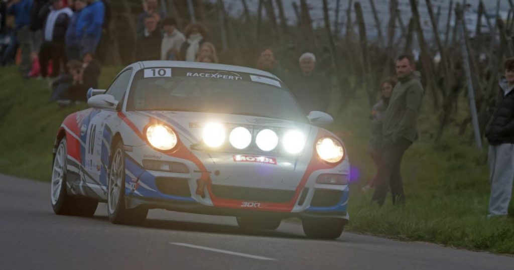 Auto. Rallye du Centre Alsace : Bangui devant Folb après la première spéciale