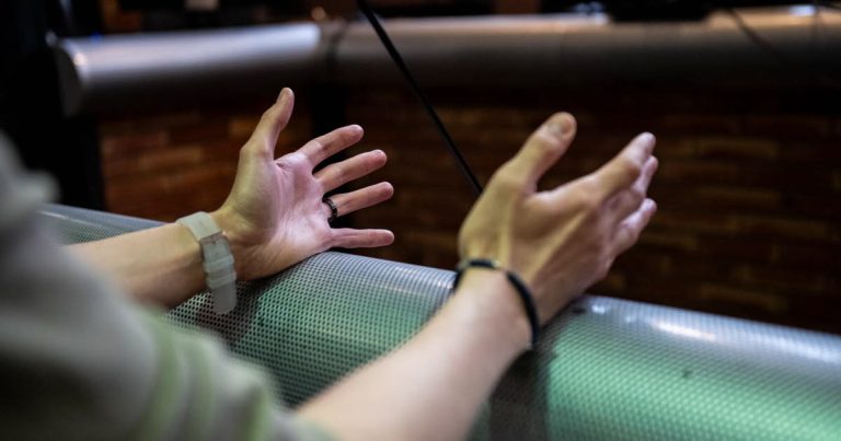 Saint-Étienne : un homme retrouve son ex malgré l&rsquo;interdiction, le divorce annulé.