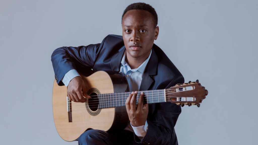 Quand la guitare de Feuillâtre résonne : un écho baroque aux absurdités des villes RN et à l'aveuglement des conservateurs !