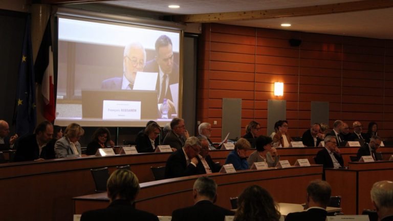 Dijon : Le Retour Triomphal de François Rebsamen et les Illusions d’une Métropole