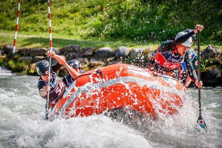 La Coupe du Monde de Rafting à Pau : Un Événement Mondial en Ébullition