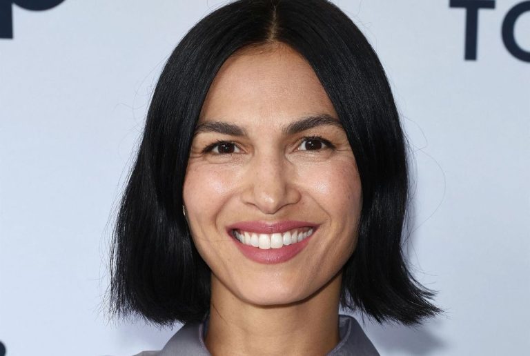 « Élodie Yung, actrice française de « The Cleaning Lady », révèle son parcours et ses défis »