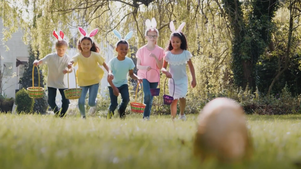 Lapin de Pâques : Quand les traditions locales cachent l'absurde des dirigeants d'extrême droite !