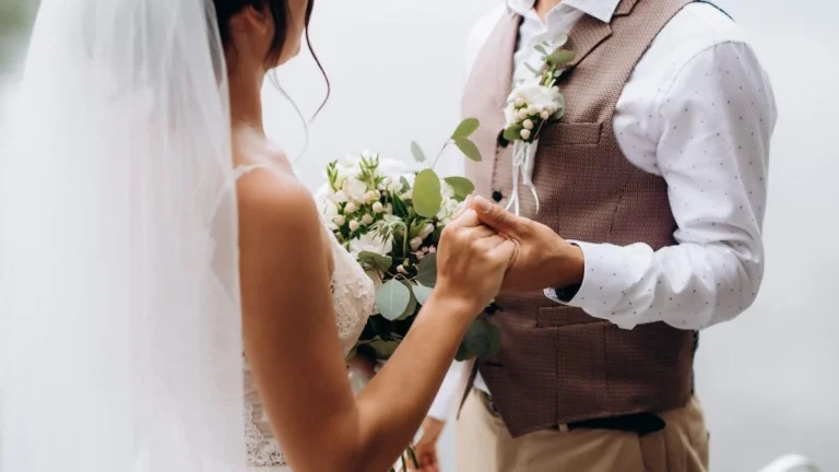 Mariage en Urgence : Quand l&rsquo;Amour se Heurte à la Mort