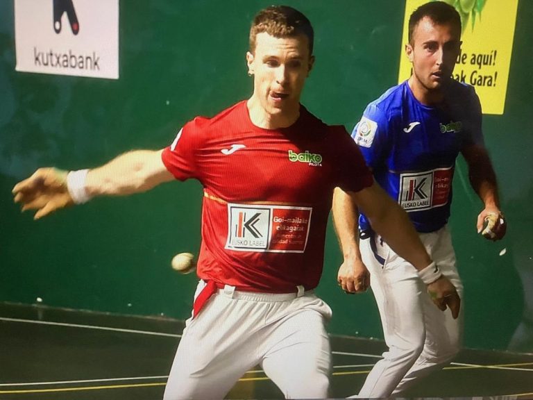 Pelote basque : quand les ténors du championnat d'Espagne se mesurent aux absurdités des maires RN !