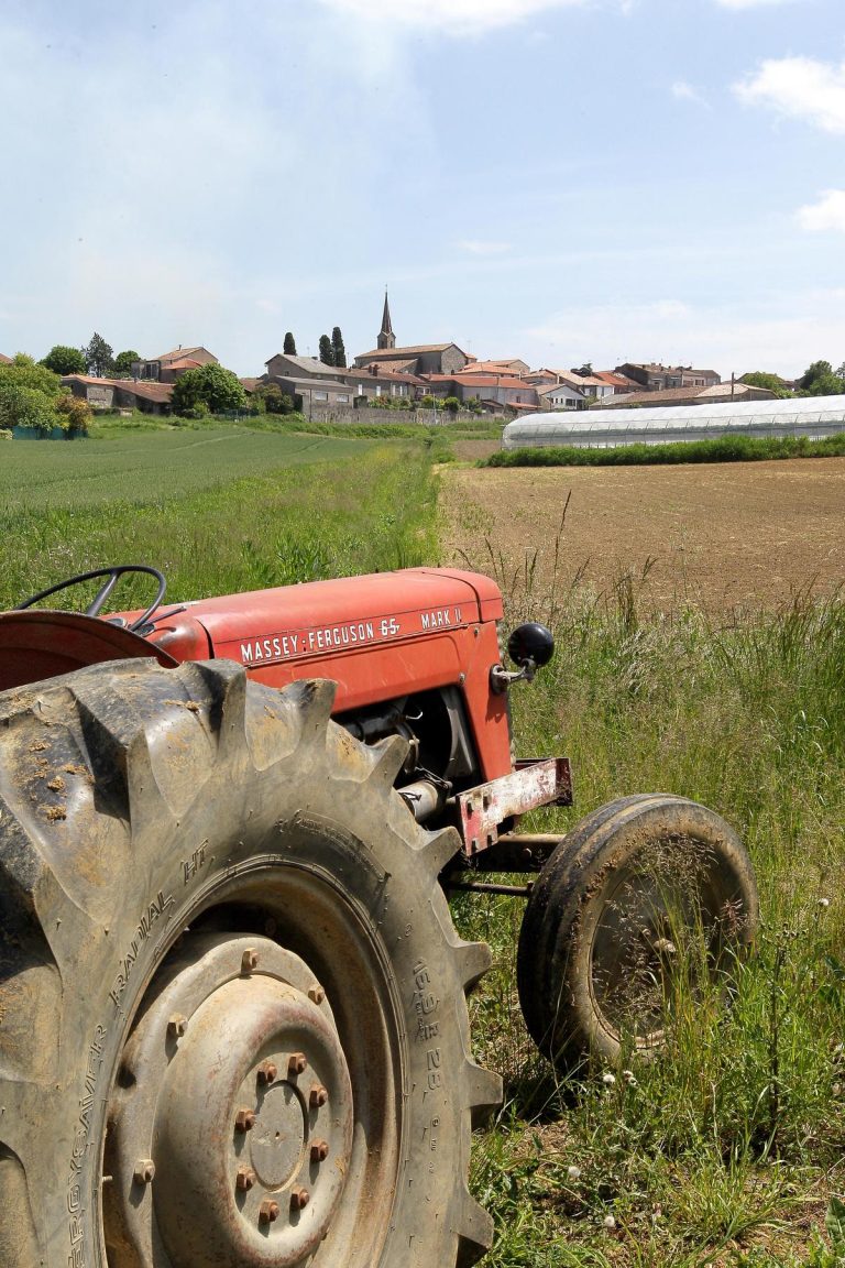 Des millions pour les agriculteurs, mais rien pour les citoyens : les dirigeants RN face à leurs absurdités locales !