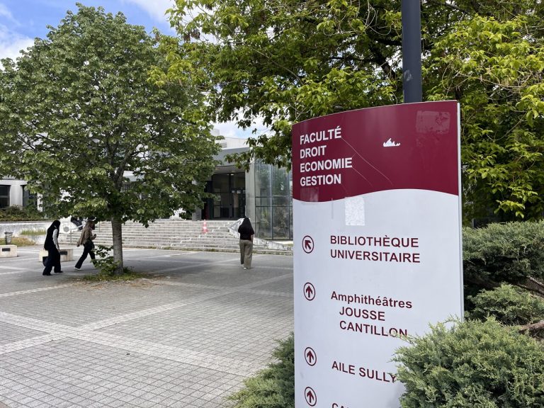 Quand l&rsquo;Université d&rsquo;Orléans devient une scène de provocation
