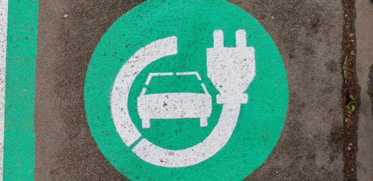 La Banque Postale et BNP Paribas : un tournant stratégique dans le financement automobile