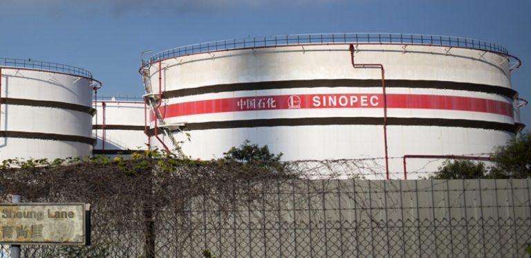 La Chine, Leader des Énergies Renouvelables : Une Ironie Énergétique