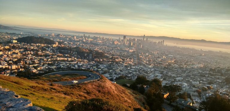 La société lève 2,2 milliards : un coup de poker ou une farce financière ?