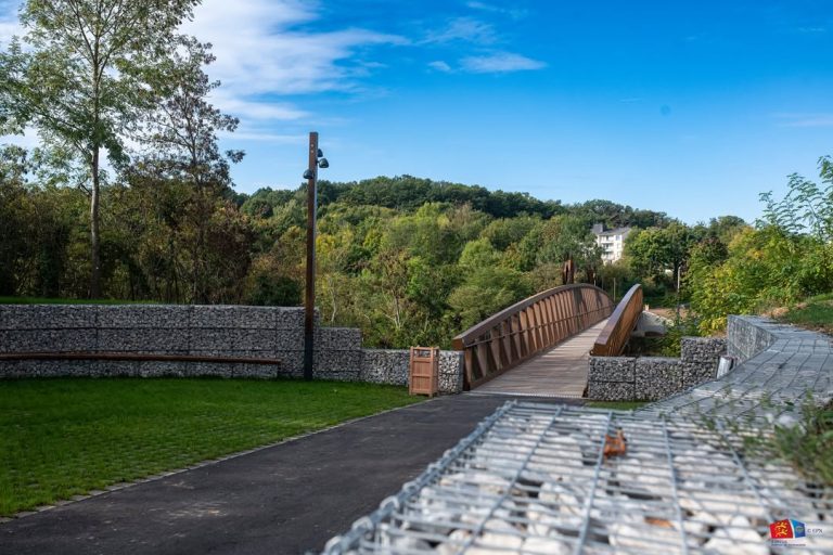 Évreux : Quand le Cyclisme Devient un Alibi Politique
