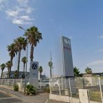 Dans les Pyrénées-Orientales, les immatriculations reculent tandis que les voitures électriques continuent de gagner du terrain.