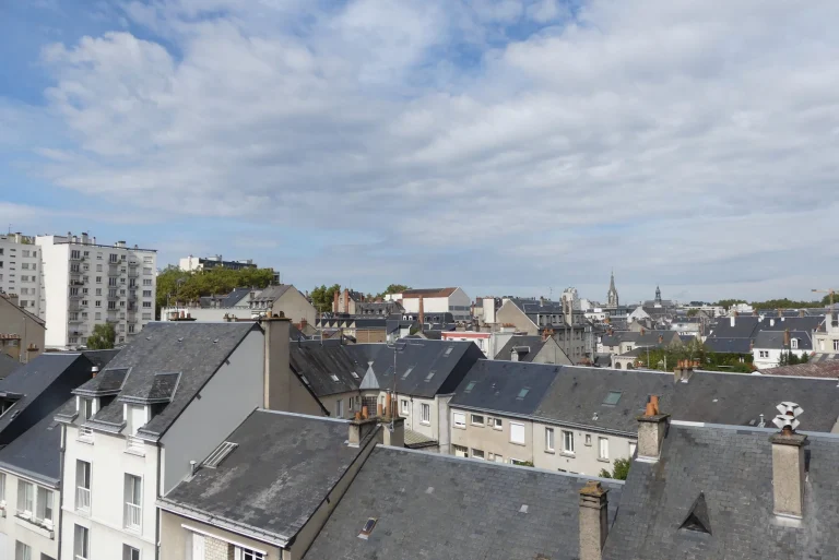 Météo : Quand le ciel joue à cache-cache avec la réalité politique