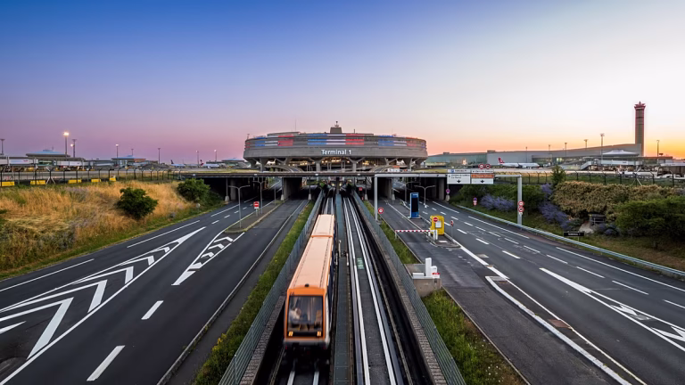 Lancement du nouveau train express vers l&rsquo;aéroport de Paris prévu pour le 15 décembre 2023.