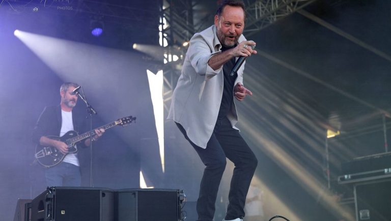 Christophe Mali annonce un spectacle à Trévarez, promettant une expérience intense pour le public.