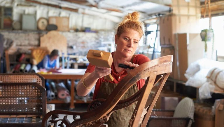 Les métiers de l&rsquo;artisanat en France : une réponse à la pénurie de main-d&rsquo;œuvre qualifiée.