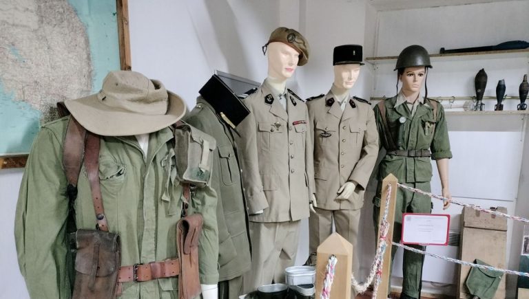 Le musée de la paix de Semur-en-Vallon inaugure une exposition sur les conflits contemporains.