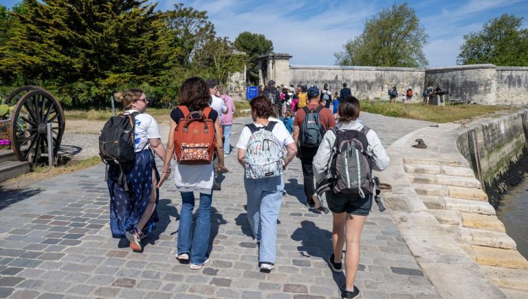 Augmentation des réservations pour les ponts de mai en Charente-Maritime : séjours plus courts et proches.