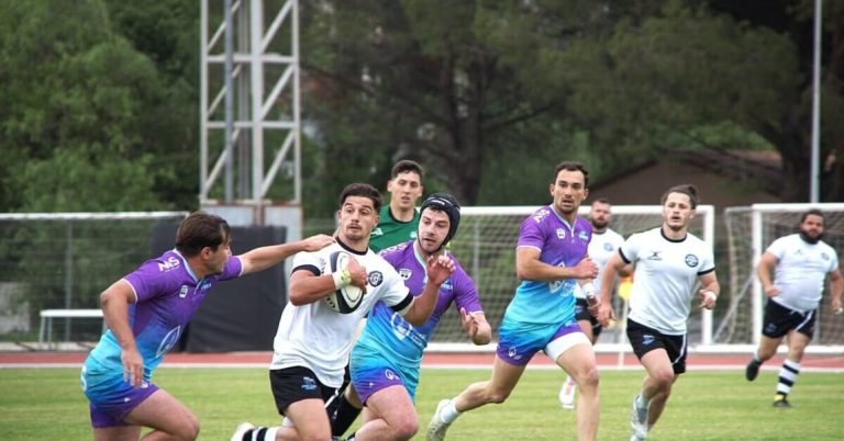 Les Barbarians Français l’emportent face à la Squadra Corsa lors d&rsquo;un match décisif.