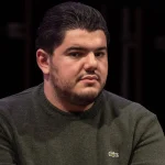Assassinat de Mehdi Kessaci : Amine Kessaci évoque des fuites dans l&rsquo;enquête et des conséquences graves.