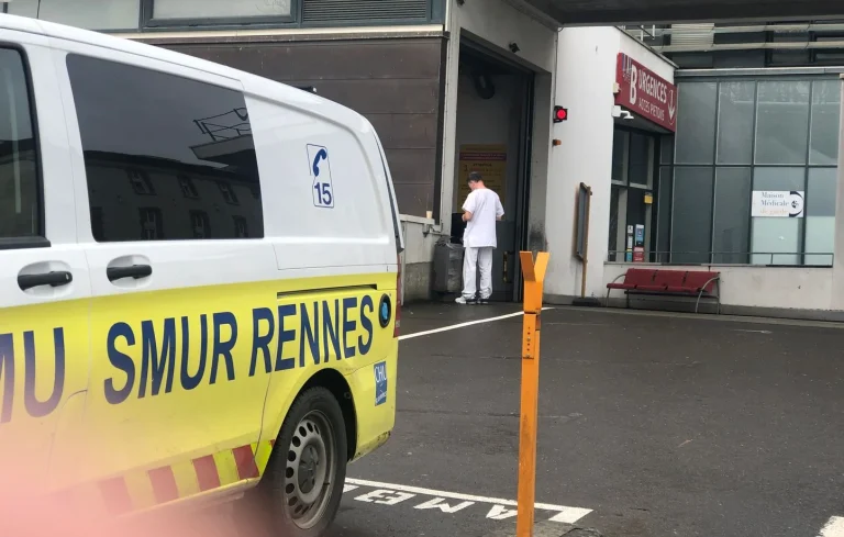Un Français, cas contact de Hantavirus, transféré au CHU de Rennes pour surveillance médicale.