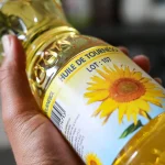 L&rsquo;utilisation d&rsquo;huile de cuisine pour réduire le coût du carburant : légalité en question en France.