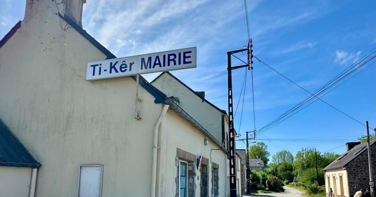 Côtes-d&rsquo;Armor : un maire soupçonné de sectarisme placé en détention provisoire